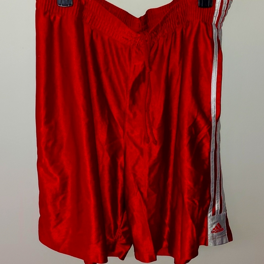 Adidas vintage dazzle shorts